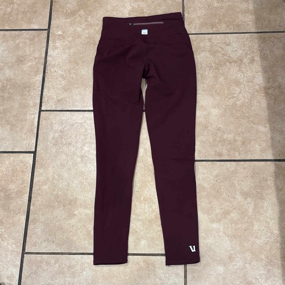 Vuori Burgundy High Rise Back Pocket Legging